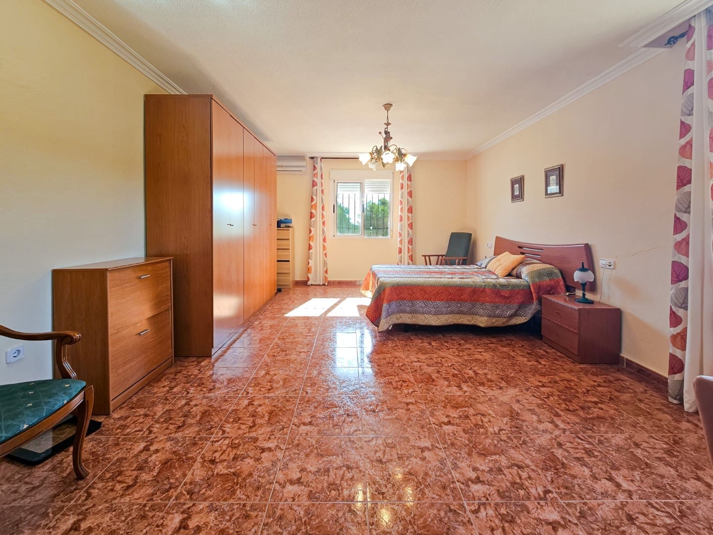 5 soveværelse Finca/Landehus til salg i Algorfa med swimmingpool - € 750.000 (Ref: 8968061)