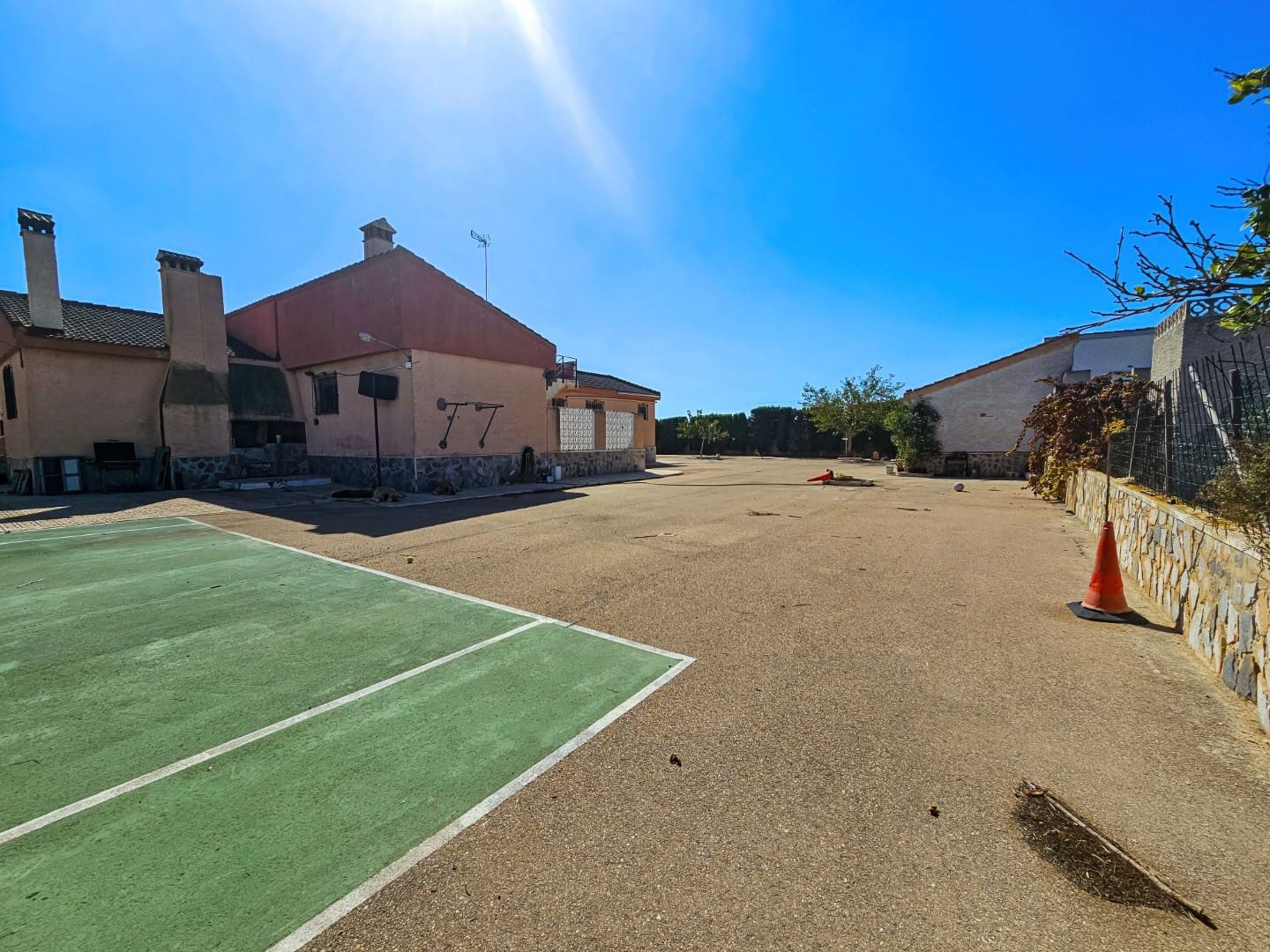 5 soveværelse Finca/Landehus til salg i Algorfa med swimmingpool - € 750.000 (Ref: 8968061)