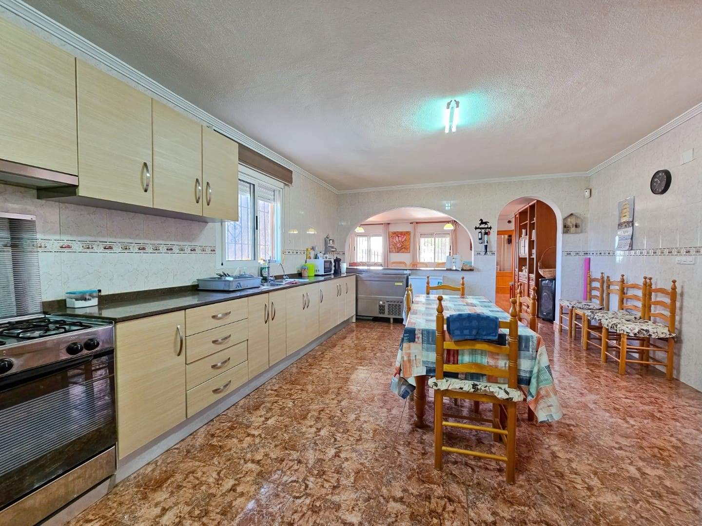 5 soveværelse Finca/Landehus til salg i Algorfa med swimmingpool - € 750.000 (Ref: 8968061)