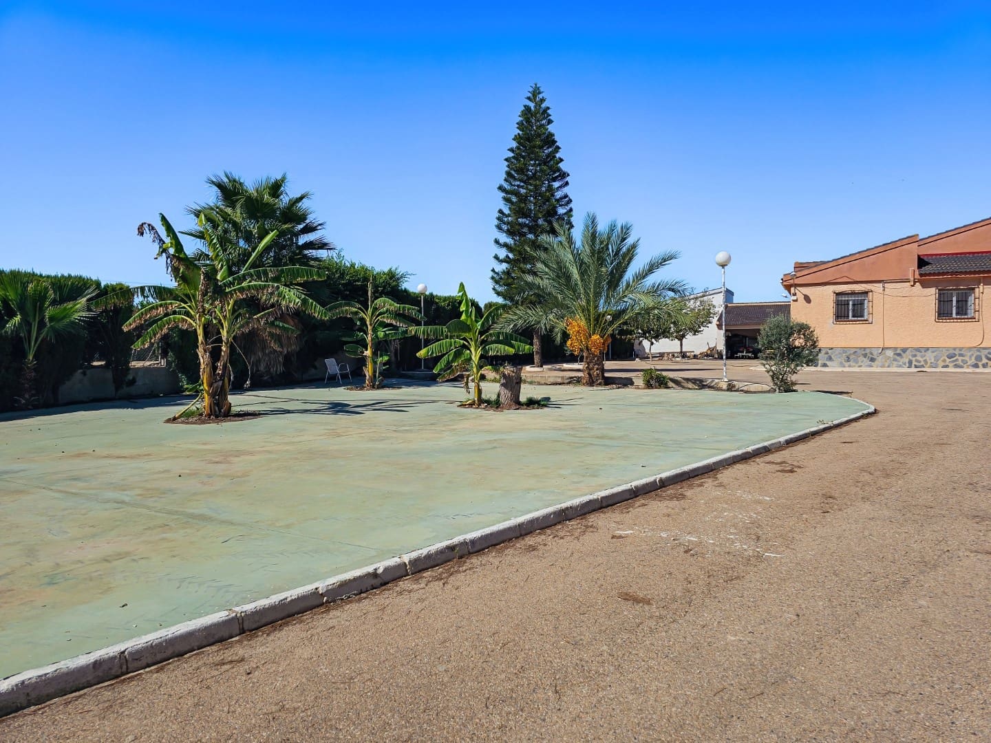 5 soveværelse Finca/Landehus til salg i Algorfa med swimmingpool - € 750.000 (Ref: 8968061)