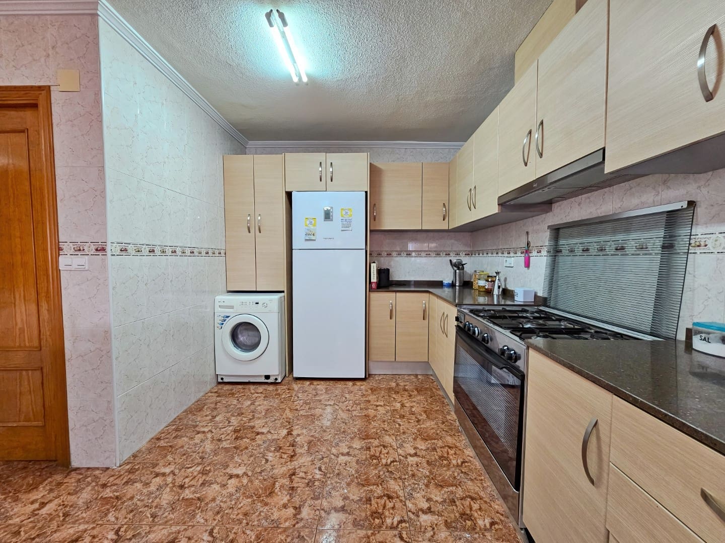 5 soveværelse Finca/Landehus til salg i Algorfa med swimmingpool - € 750.000 (Ref: 8968061)