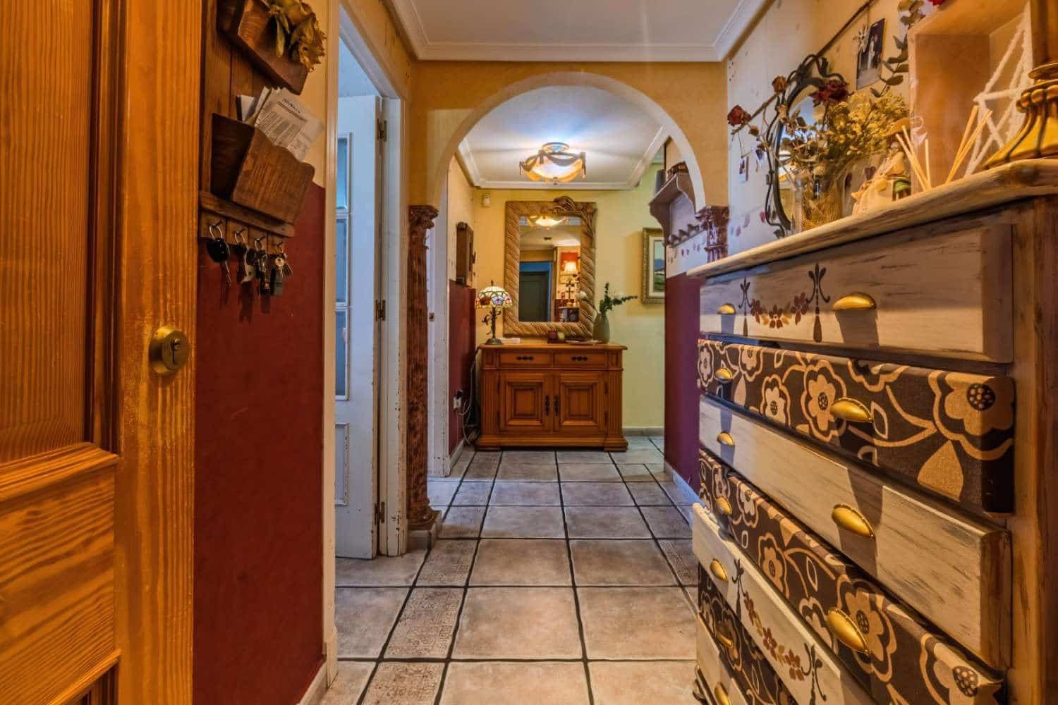 3 makuuhuone Asunto myytävänä paikassa Torrevieja - 215 000 € (Ref: 8969975)