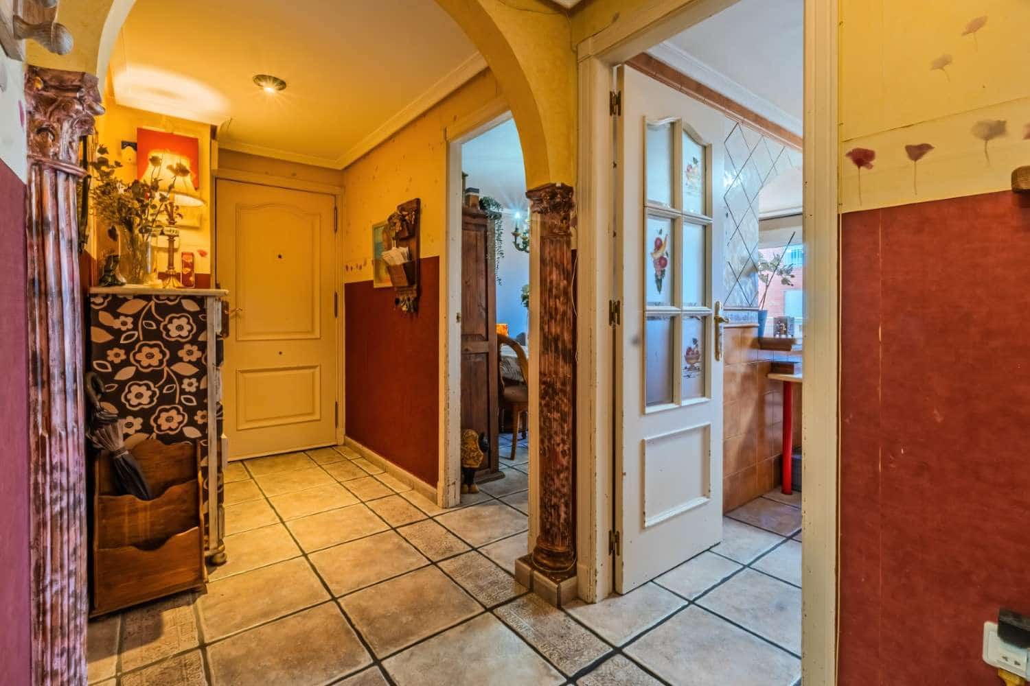 3 makuuhuone Asunto myytävänä paikassa Torrevieja - 215 000 € (Ref: 8969975)