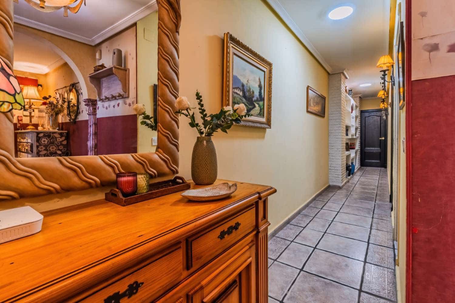 3 makuuhuone Asunto myytävänä paikassa Torrevieja - 215 000 € (Ref: 8969975)