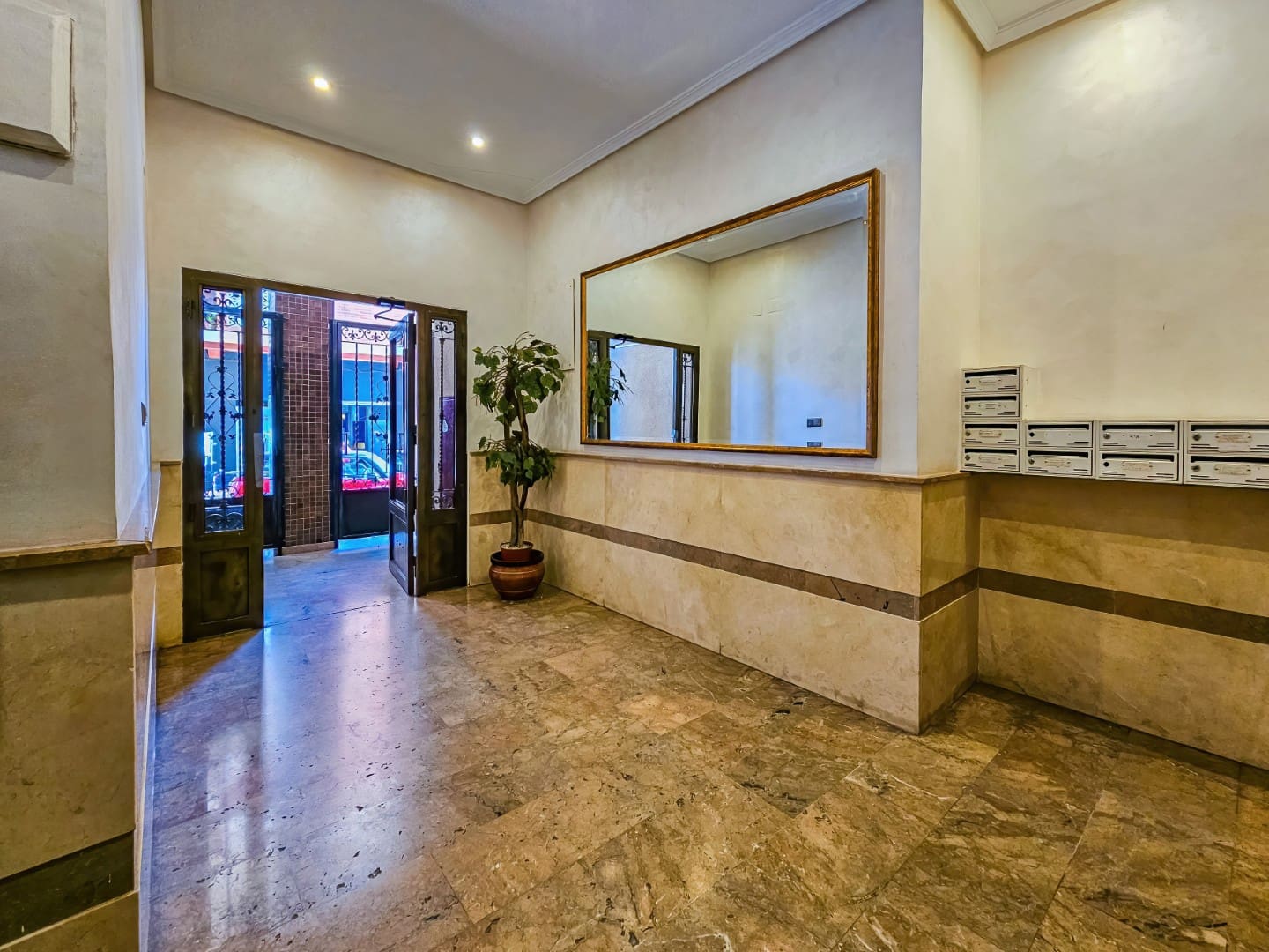 3 makuuhuone Asunto myytävänä paikassa Torrevieja - 215 000 € (Ref: 8969975)