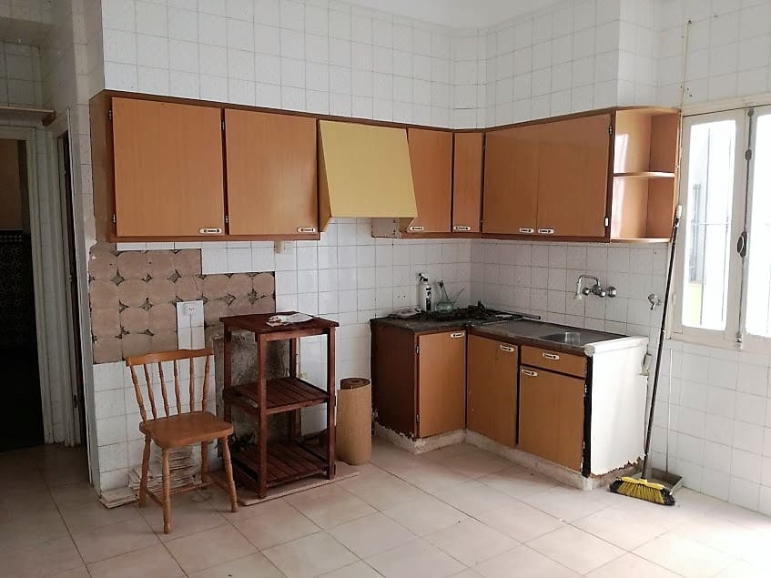 Erhverv til salg i Torrevieja - € 110.000 (Ref: 8982209)