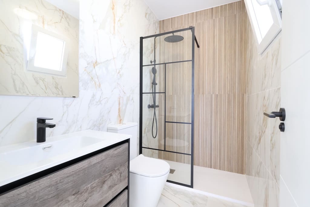 3 sypialnia Bungalow na sprzedaż w El Chaparral z garażem - 230 000 € (Ref: 8998542)