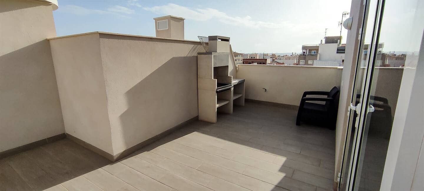 2 soveværelse Lejlighed til salg i Torrevieja med swimmingpool garage - € 275.000 (Ref: 8998544)