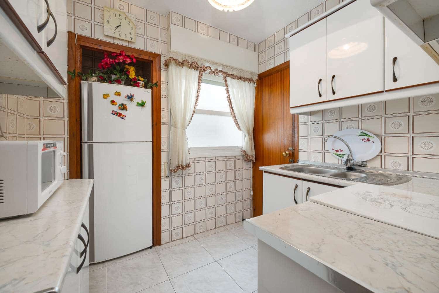 2 makuuhuone Huoneisto myytävänä paikassa Torrevieja - 154 969 € (Ref: 9001061)