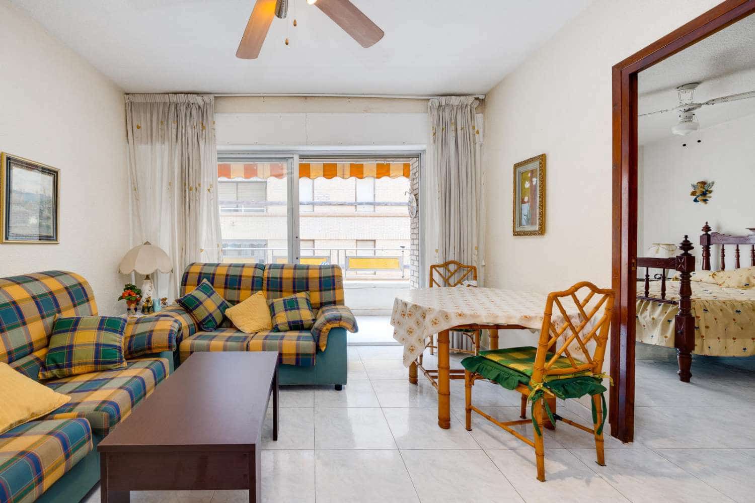 2 makuuhuone Huoneisto myytävänä paikassa Torrevieja - 154 969 € (Ref: 9001061)