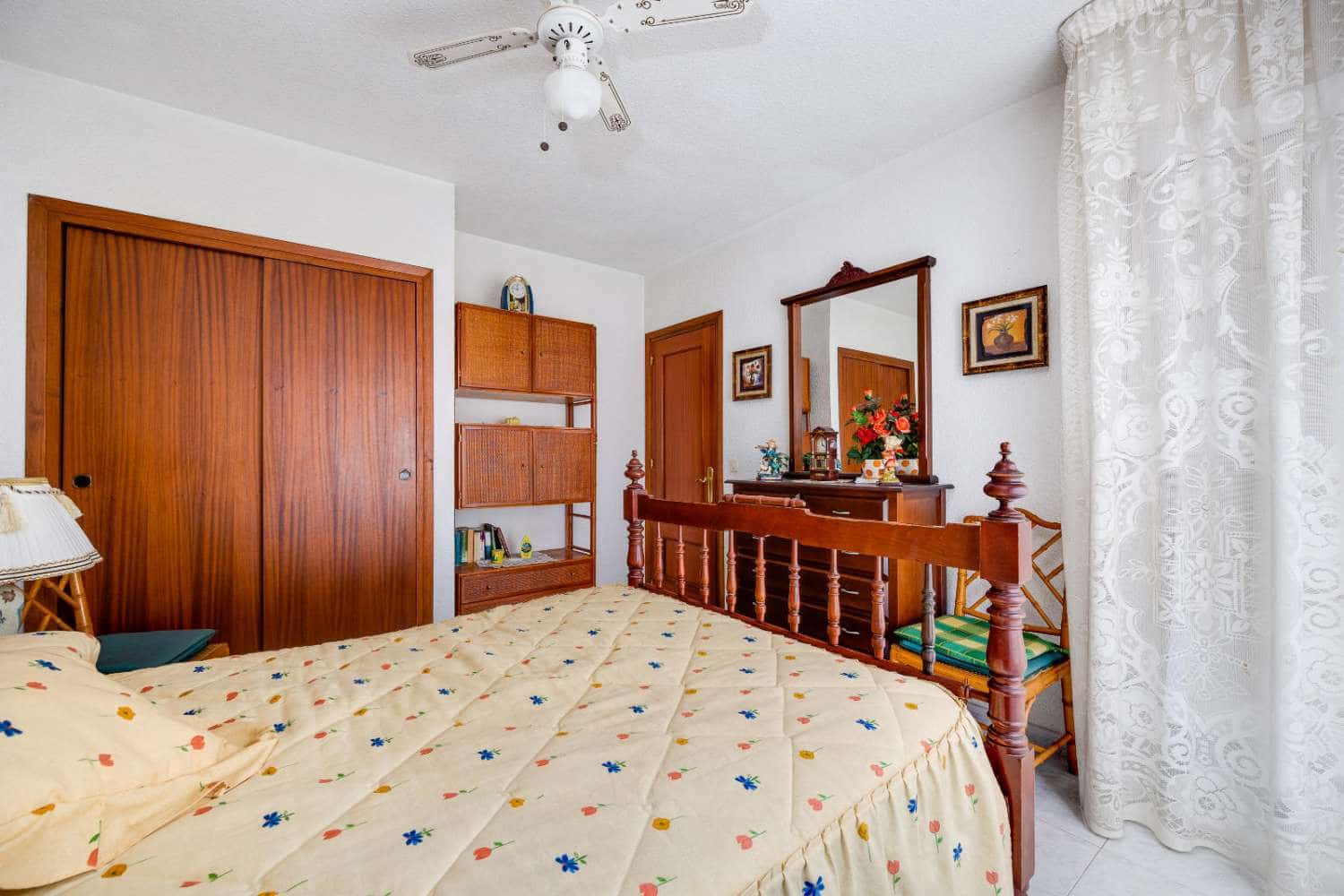 2 makuuhuone Huoneisto myytävänä paikassa Torrevieja - 154 969 € (Ref: 9001061)