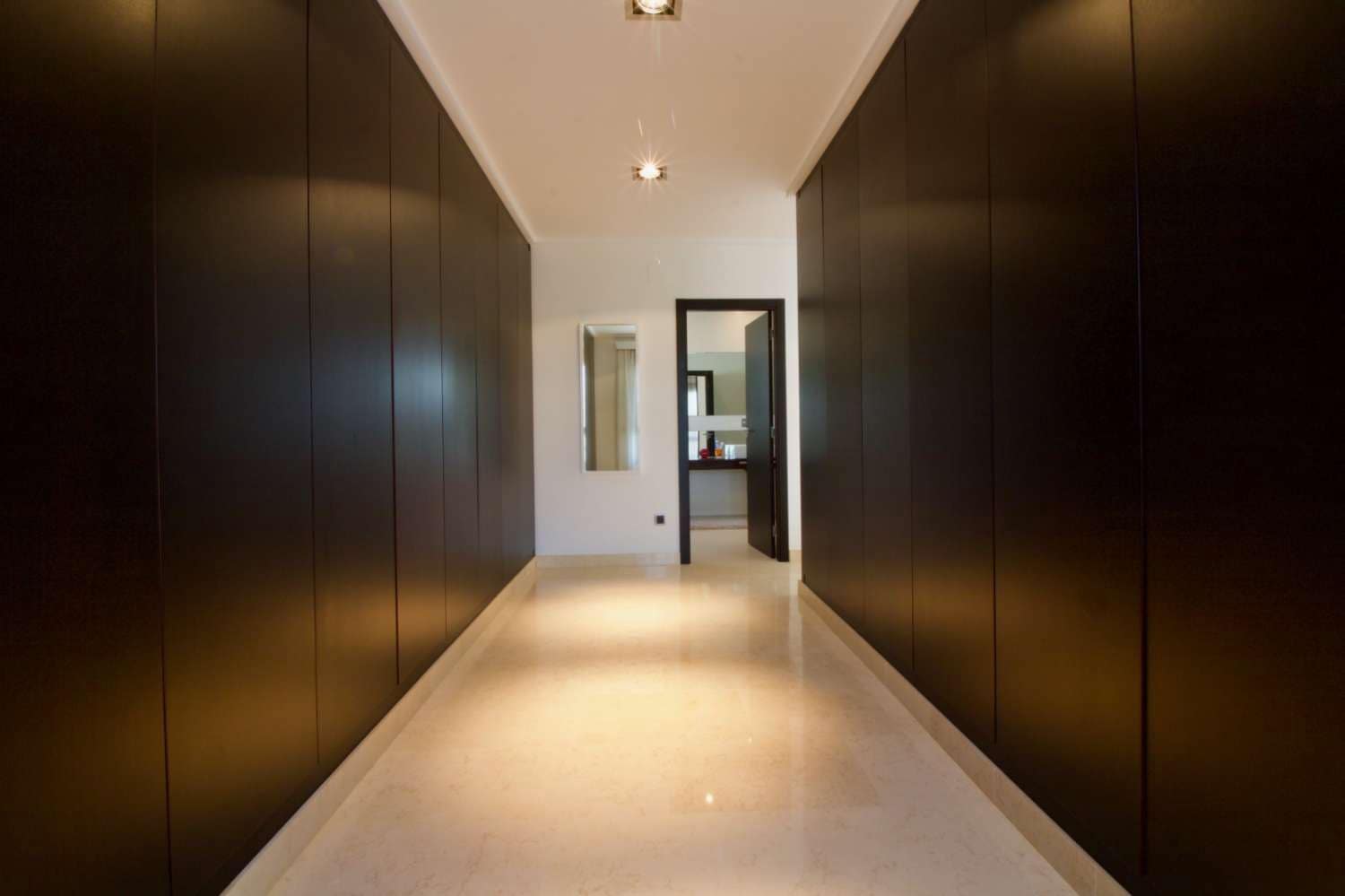 5 soveværelse Villa til salg i Orihuela Costa med swimmingpool - € 1.995.000 (Ref: 9019883)