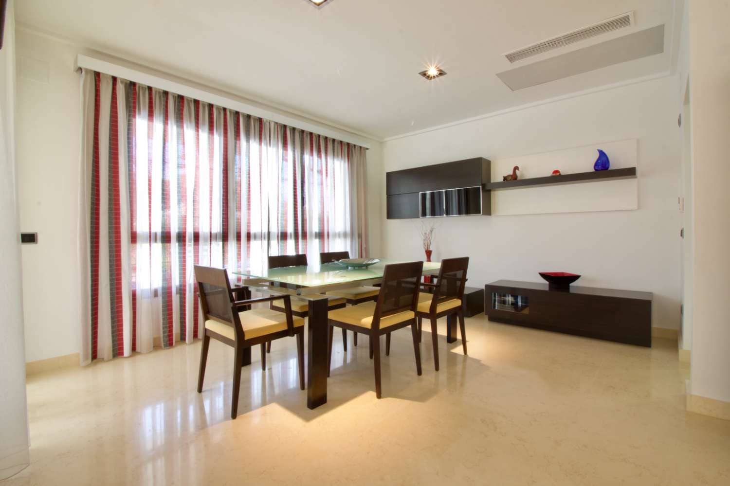 5 soveværelse Villa til salg i Orihuela Costa med swimmingpool - € 1.995.000 (Ref: 9019883)