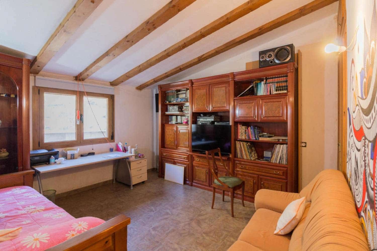 8 soveværelse Villa til salg i Redovan med swimmingpool - € 399.969 (Ref: 9023499)