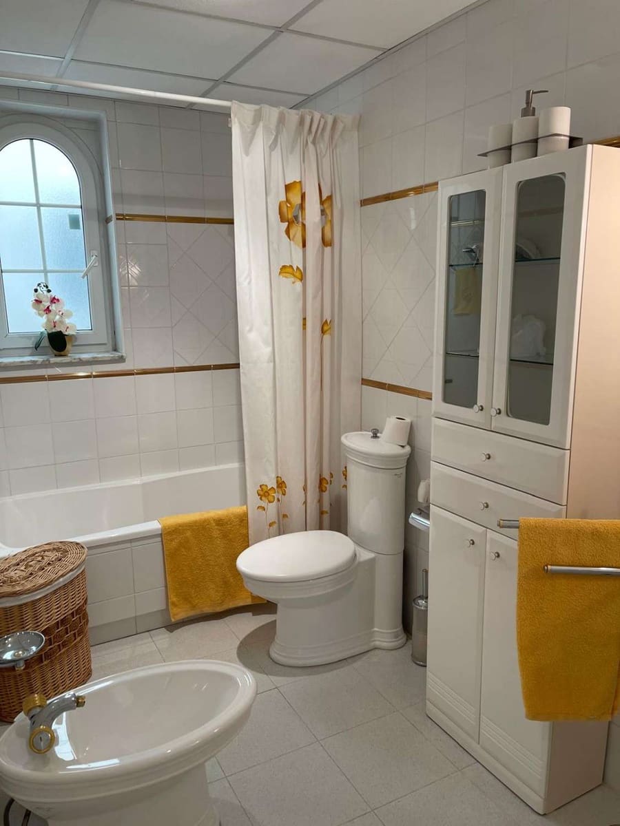 3 soveværelse Penthouse til salg i Guardamar del Segura med swimmingpool garage - € 389.000 (Ref: 9050850)