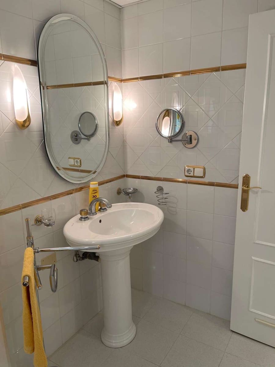 3 soveværelse Penthouse til salg i Guardamar del Segura med swimmingpool garage - € 389.000 (Ref: 9050850)