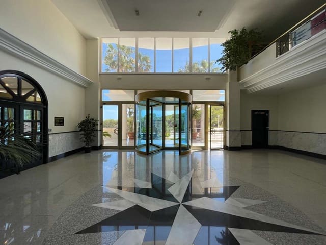 3 soveværelse Penthouse til salg i El Moncayo - El Pòrtic, Guardamar del Segura med swimmingpool garage - € 389.000 (Ref: 9050850)