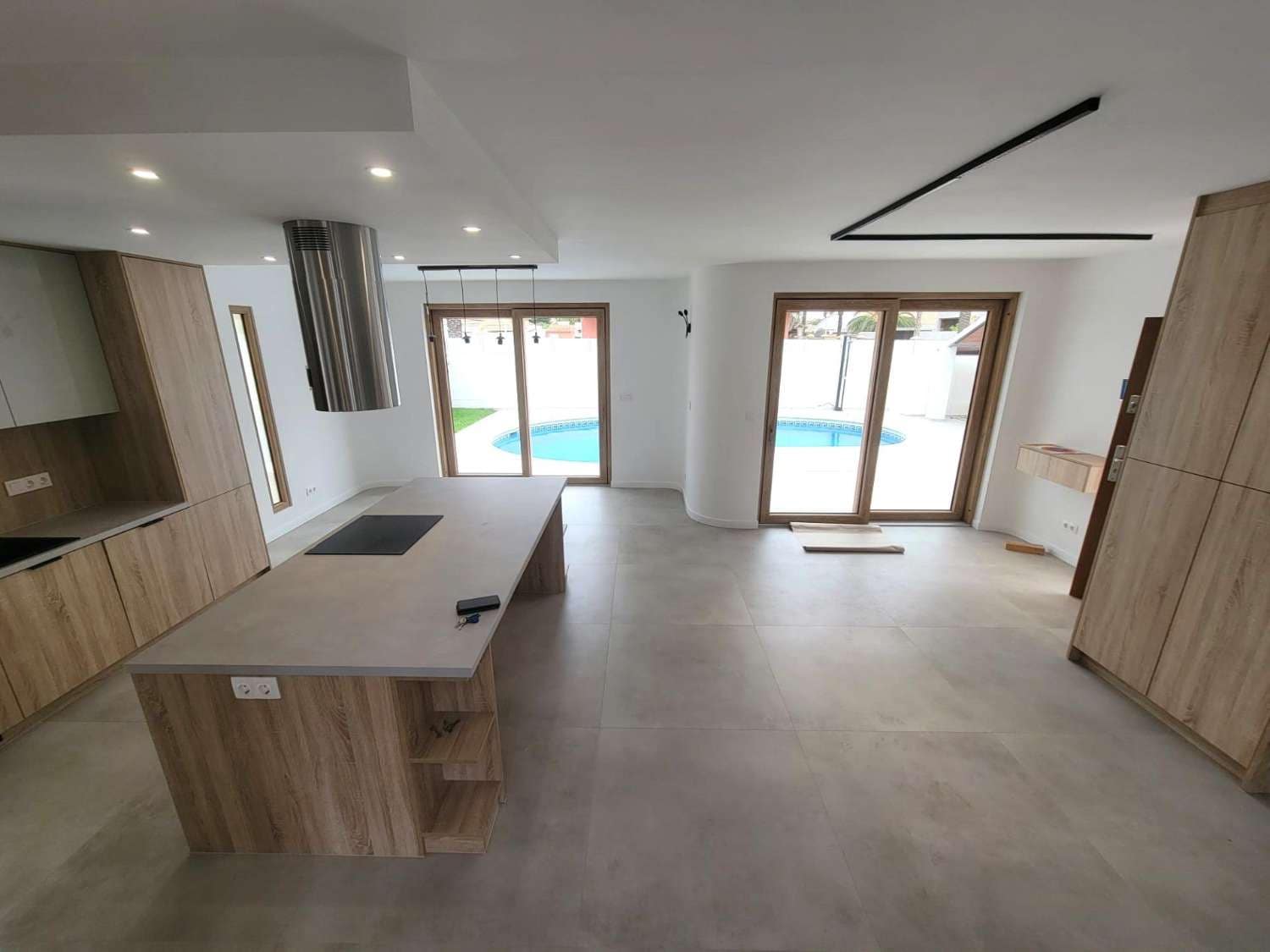 3 soverom Villa til salgs i Cabo Roig med svømmebasseng garasje - € 1 400 000 (Ref: 9088558)