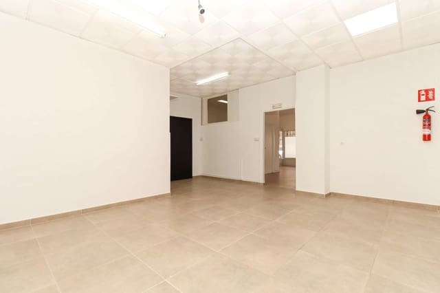 Kommersiell til salgs i Playa del Acequión, Torrevieja - € 126 000 (Ref: 9088563)