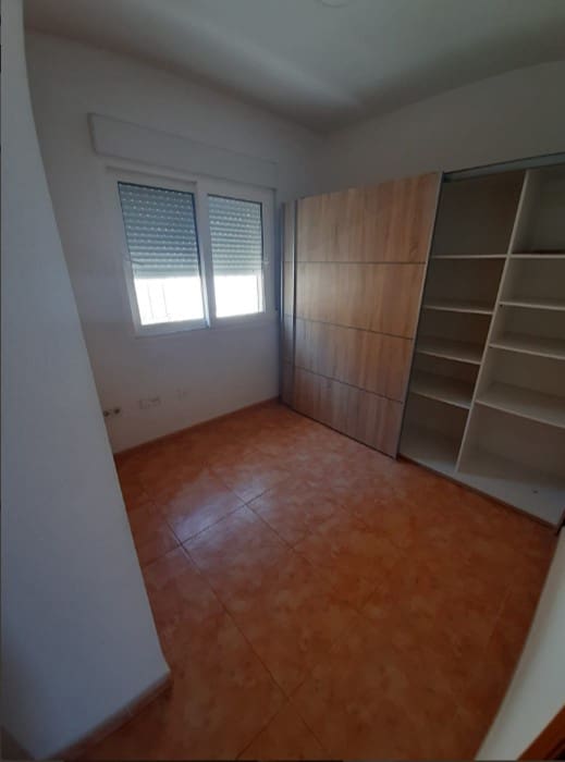 4 makuuhuone Asunto myytävänä paikassa Torre de la Horadada mukana uima-altaan 
autotalli - 349 000 € (Ref: 9098935)