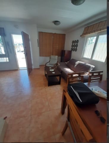 4 makuuhuone Asunto myytävänä paikassa Torre de la Horadada, Pilar de la Horadada mukana uima-altaan 
autotalli - 349 000 € (Ref: 9098935)