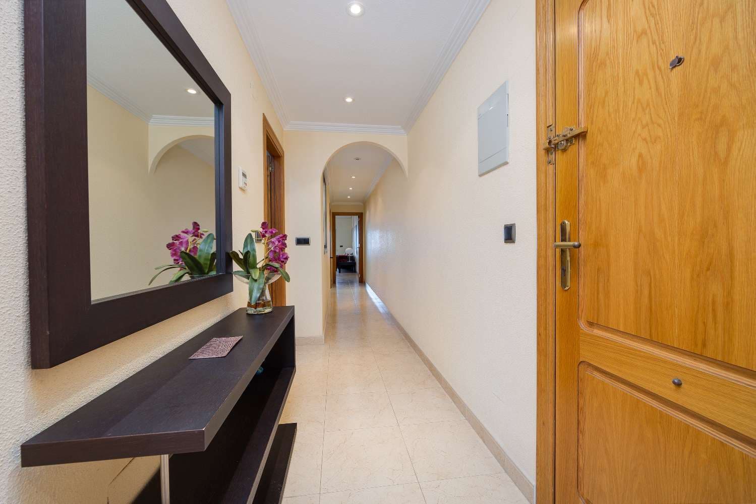 3 makuuhuone Huoneisto myytävänä paikassa Torrevieja mukana 
autotalli - 430 000 € (Ref: 9100579)