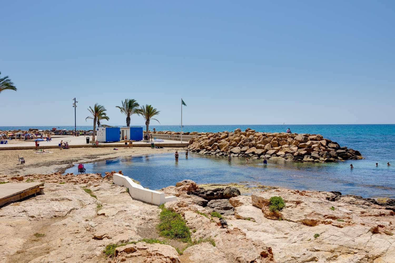 3 makuuhuone Huoneisto myytävänä paikassa Torrevieja mukana 
autotalli - 430 000 € (Ref: 9100579)