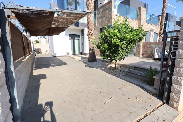 2 soveværelse Bungalow til salg i Lomas de Cabo Roig - Los Dolses, Orihuela med swimmingpool garage - € 289.000 (Ref: 9108516)