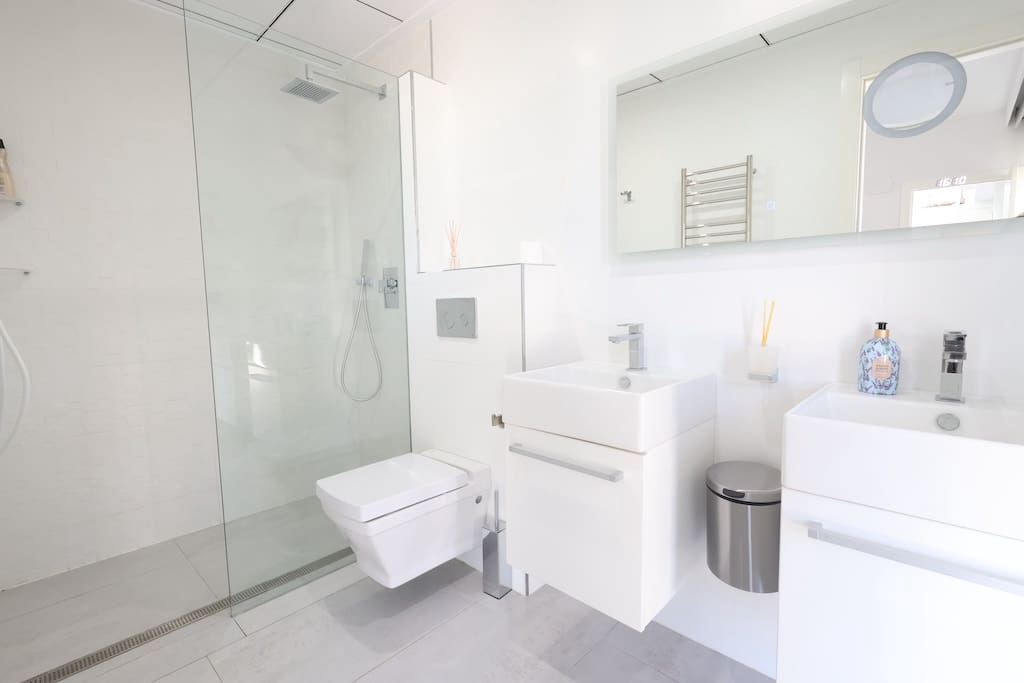 5 soverom Villa til salgs i Javea / Xabia med svømmebasseng - € 2 499 000 (Ref: 9110110)