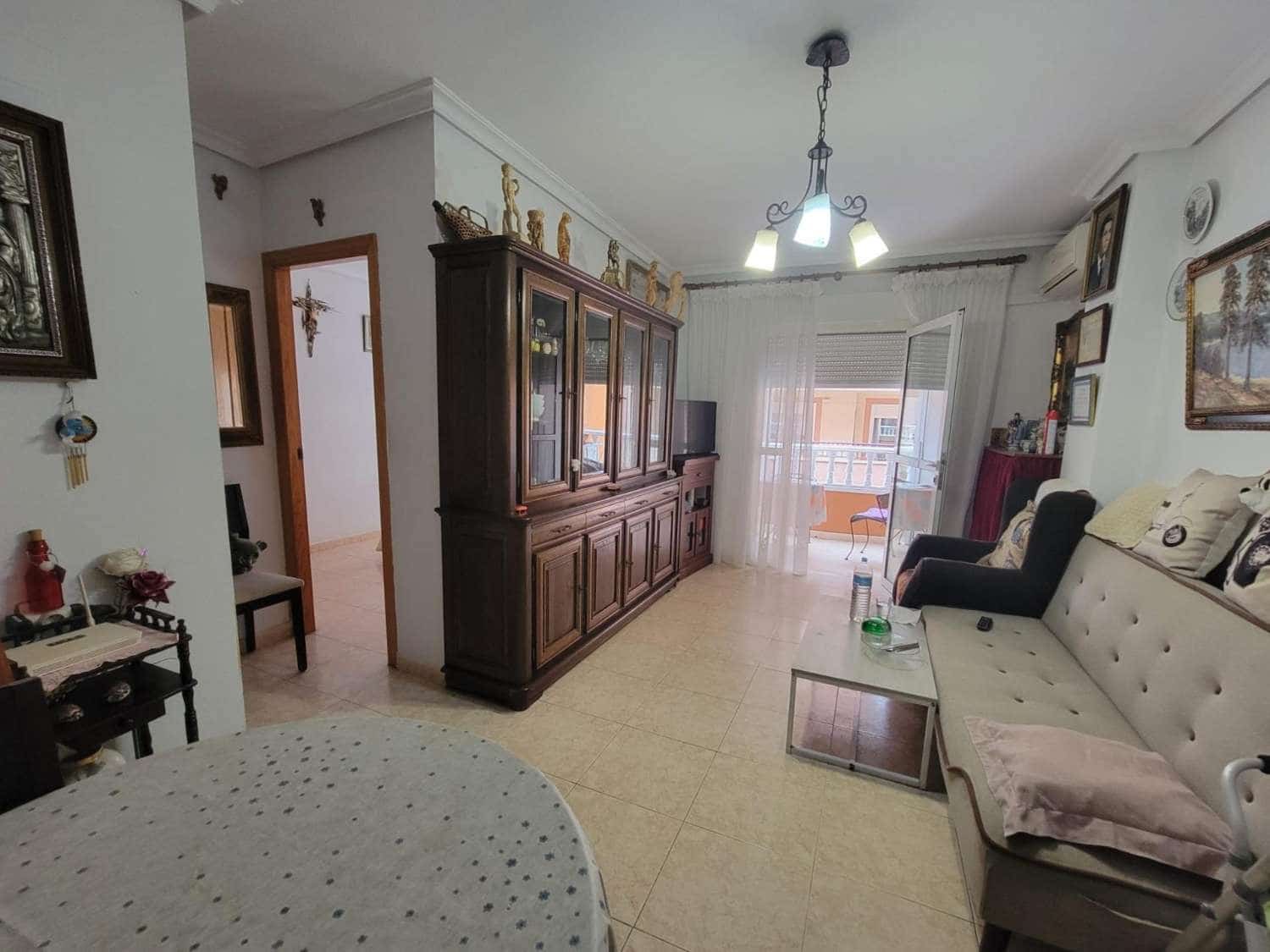 2 soveværelse Lejlighed til salg i Torrevieja - € 117.260 (Ref: 9118579)