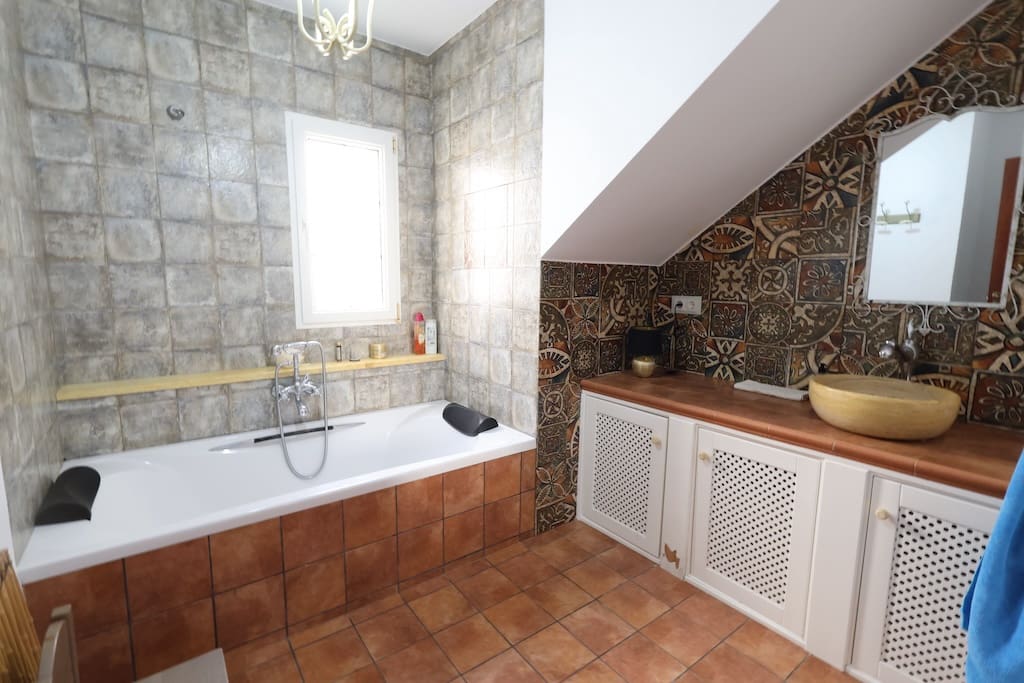 4 soverom Villa til salgs i Filipinas med svømmebasseng garasje - € 699 000 (Ref: 9159306)