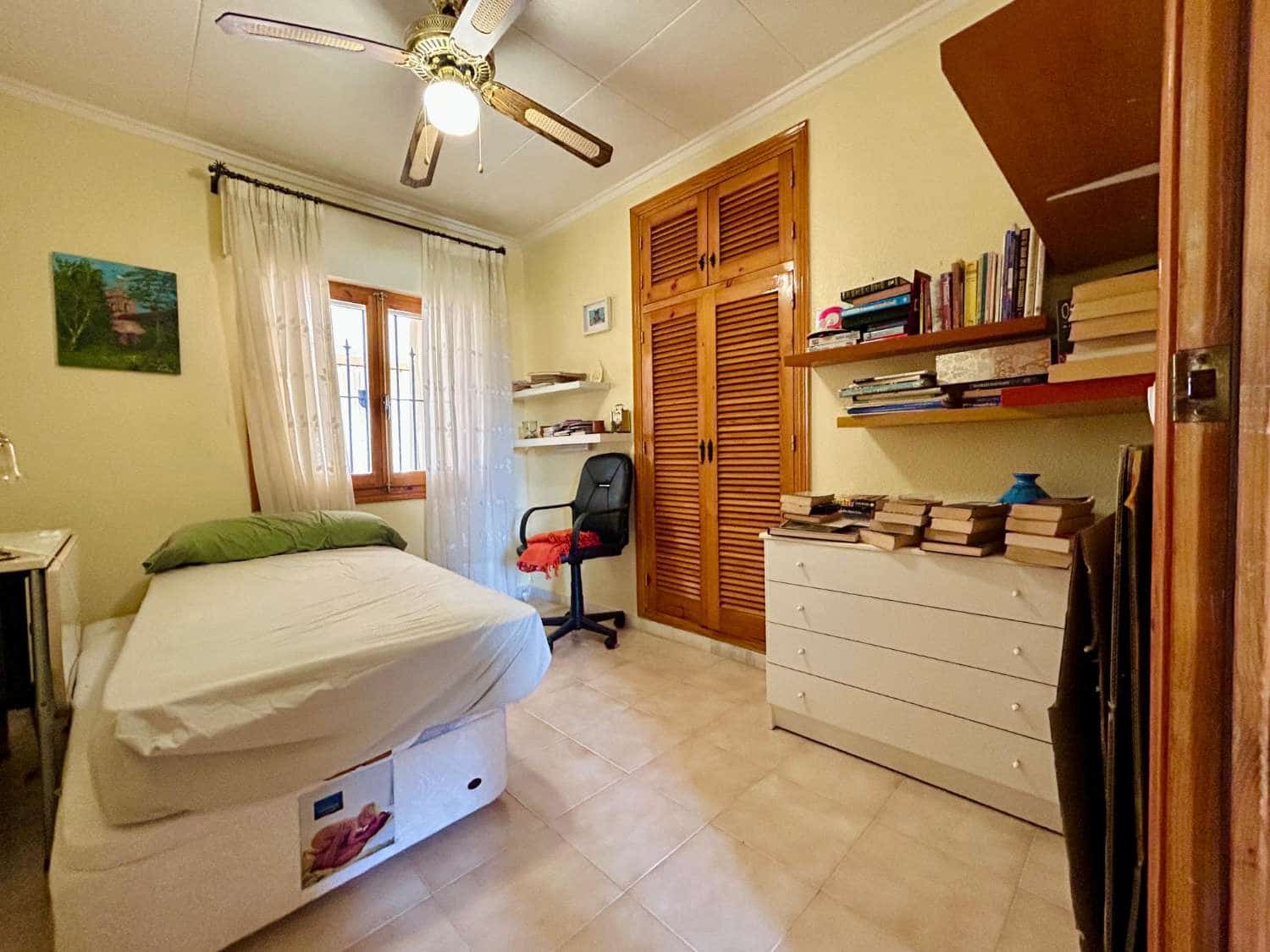 3 sypialnia Willa na sprzedaż w El Chaparral z basenem - 359 000 € (Ref: 9160858)