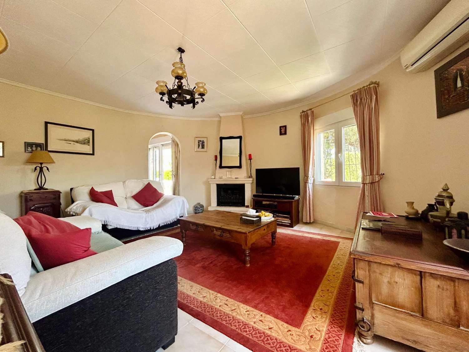 3 sypialnia Willa na sprzedaż w El Chaparral z basenem - 359 000 € (Ref: 9160858)