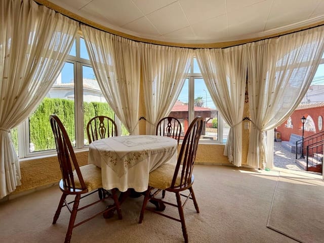 3 makuuhuone Huvila myytävänä paikassa El Chaparral, Torrevieja mukana uima-altaan - 359 000 € (Ref: 9160858)