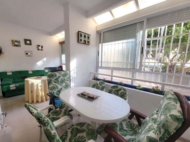 1 Zimmer Apartment zu verkaufen in La Mata, Torrevieja mit Pool - 130.000 € (Ref: 9165611)