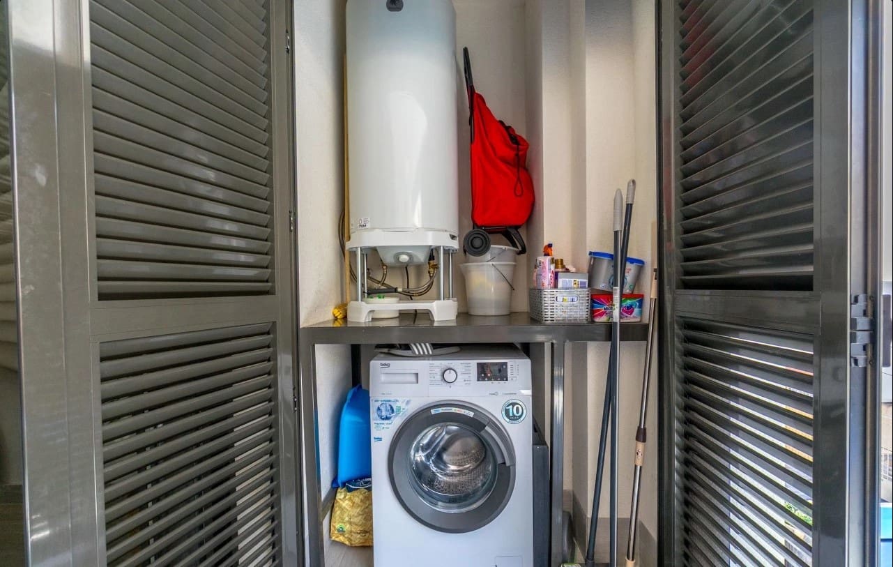 3 soveværelse Lejlighed til salg i Torrevieja med swimmingpool - € 309.900 (Ref: 9169420)