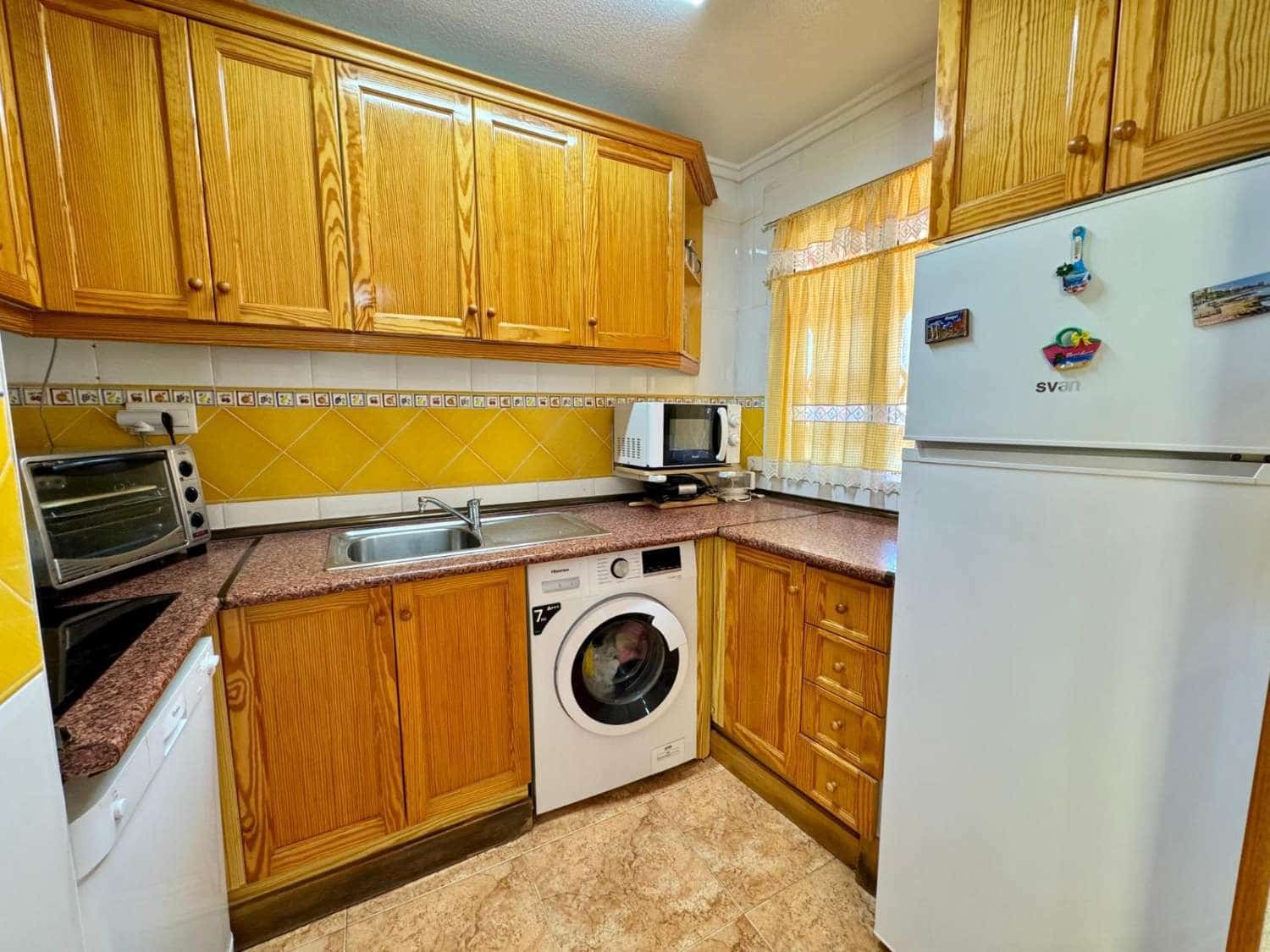 2 soverom Leilighet til salgs i Torrevieja med svømmebasseng - € 139 900 (Ref: 9183366)