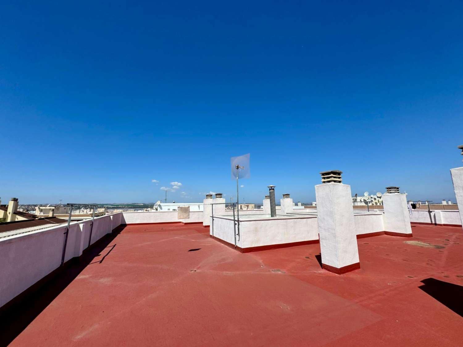 2 soverom Leilighet til salgs i Torrevieja med svømmebasseng - € 139 900 (Ref: 9183366)