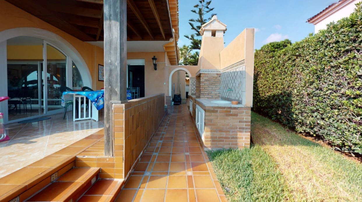 8 camera da letto Villa in vendita in Cabo Roig con piscina - 4.900.000 € (Rif: 9188187)