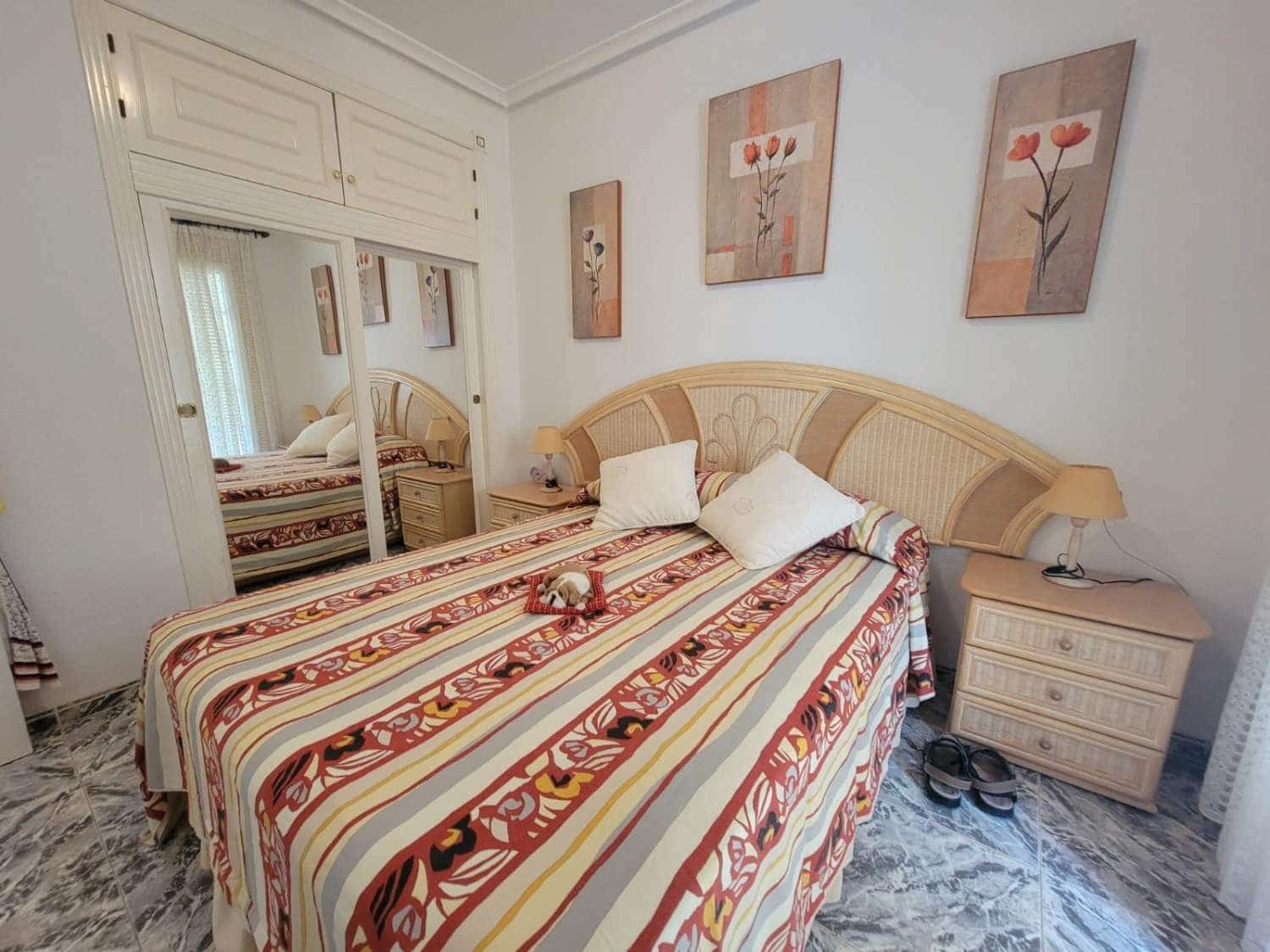 2 soveværelse Lejlighed til salg i Torrevieja med swimmingpool - € 169.000 (Ref: 9190917)