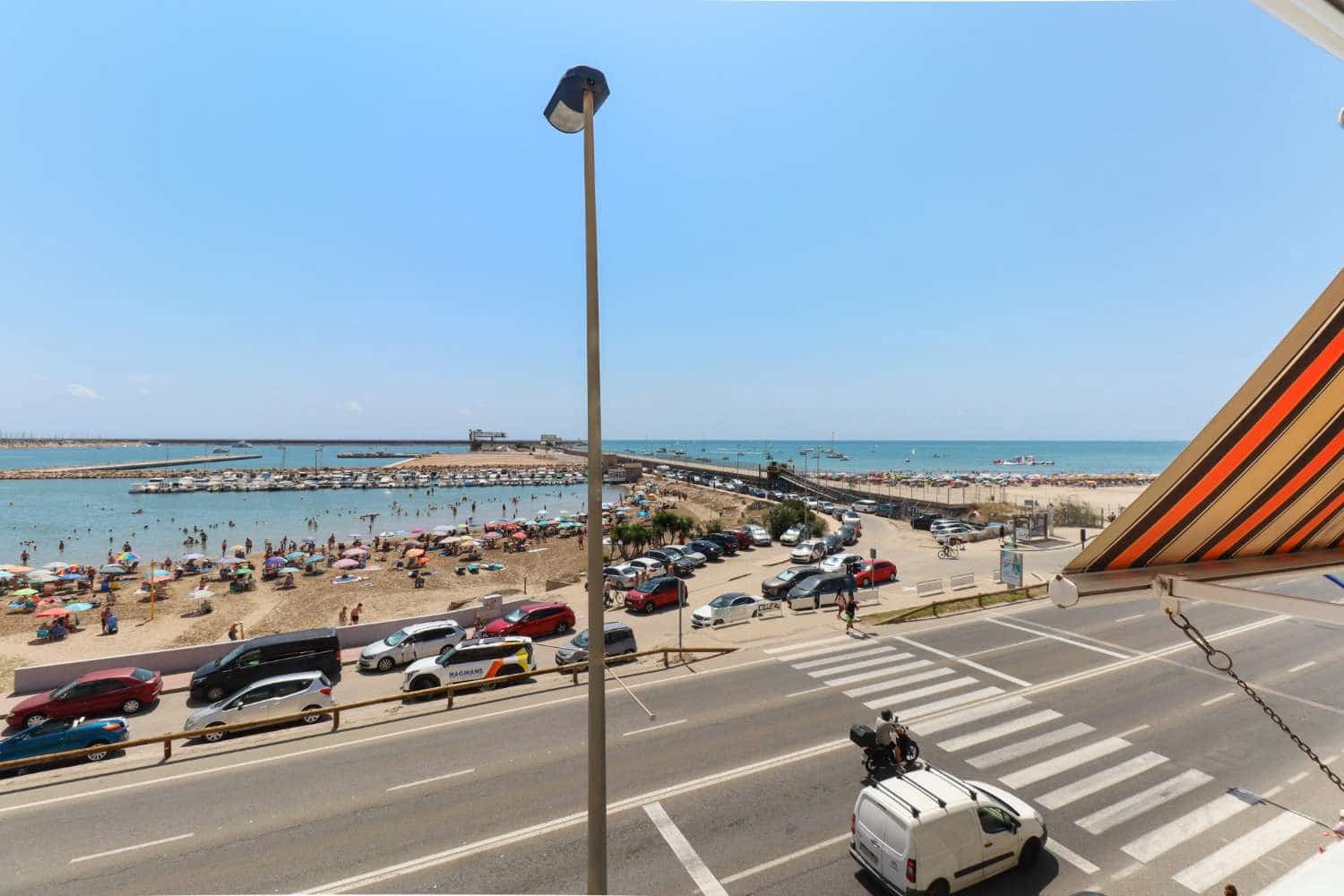 3 soveværelse Lejlighed til salg i Torrevieja med garage - € 199.900 (Ref: 9217458)