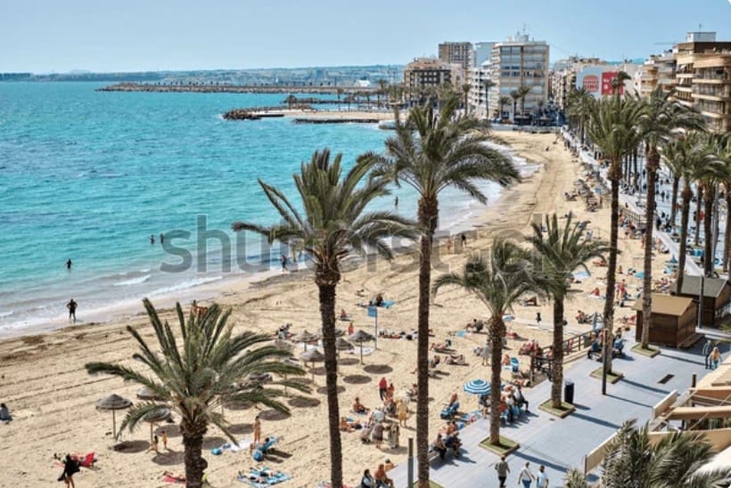 3 makuuhuone Huoneisto myytävänä paikassa Torrevieja - 149 000 € (Ref: 9226338)