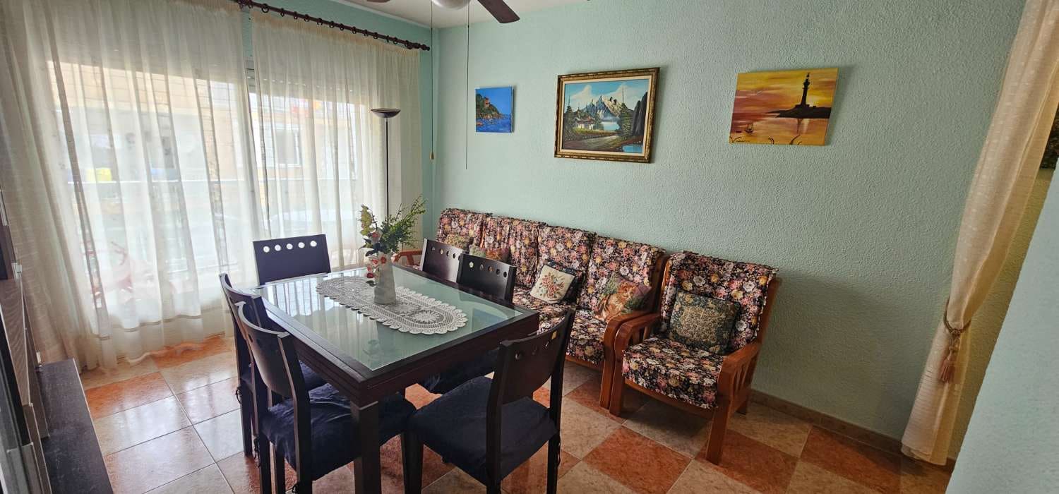 3 makuuhuone Huoneisto myytävänä paikassa Torrevieja - 149 000 € (Ref: 9226338)