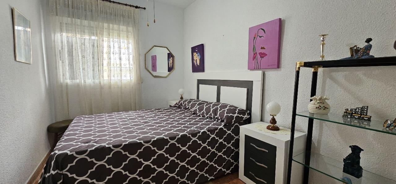 3 makuuhuone Huoneisto myytävänä paikassa Torrevieja - 149 000 € (Ref: 9226338)