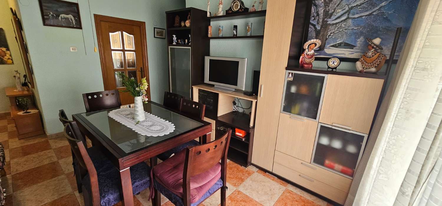 3 makuuhuone Huoneisto myytävänä paikassa Torrevieja - 149 000 € (Ref: 9226338)