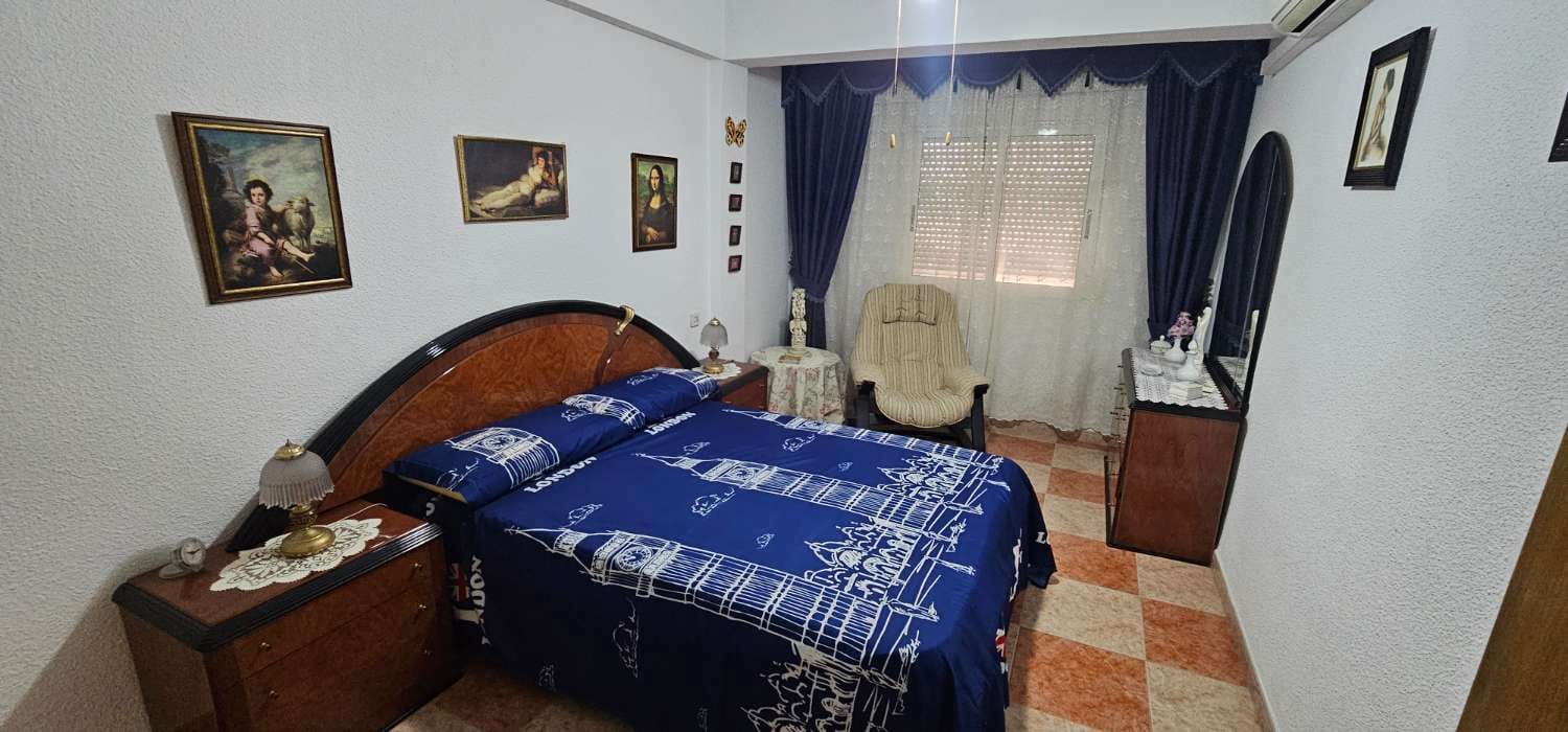 3 makuuhuone Huoneisto myytävänä paikassa Torrevieja - 149 000 € (Ref: 9226338)