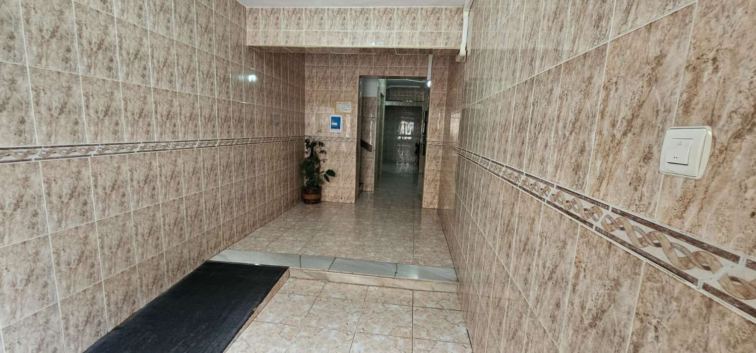 3 makuuhuone Huoneisto myytävänä paikassa Torrevieja - 149 000 € (Ref: 9226338)