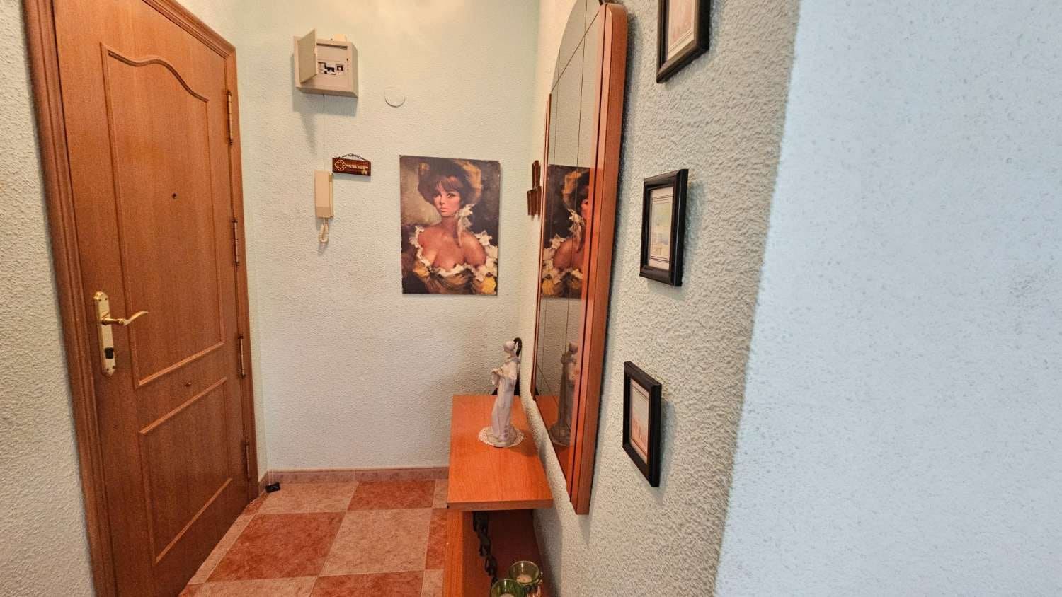 3 makuuhuone Huoneisto myytävänä paikassa Torrevieja - 149 000 € (Ref: 9226338)