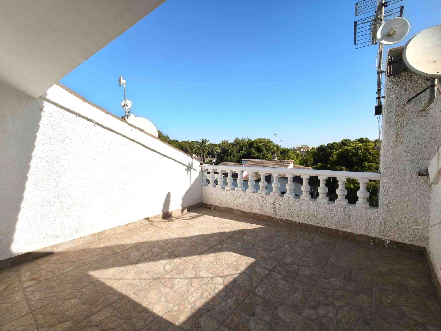 3 camera da letto Bungalow in vendita in Torrevieja con piscina - 189.500 € (Rif: 9228422)