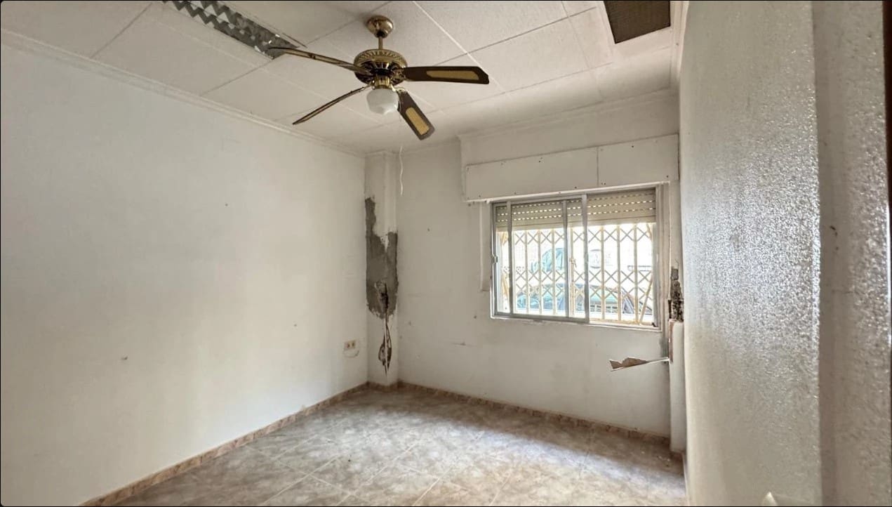 4 soverom Leilighet til salgs i Torrevieja - € 156 000 (Ref: 9232451)